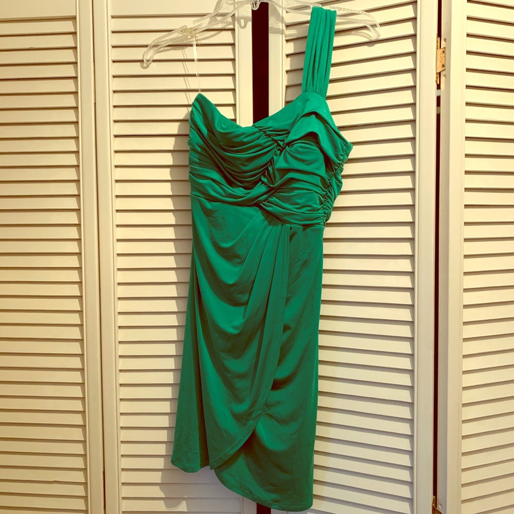 NWOT XOXO One-Shoulder Dress, size Medium